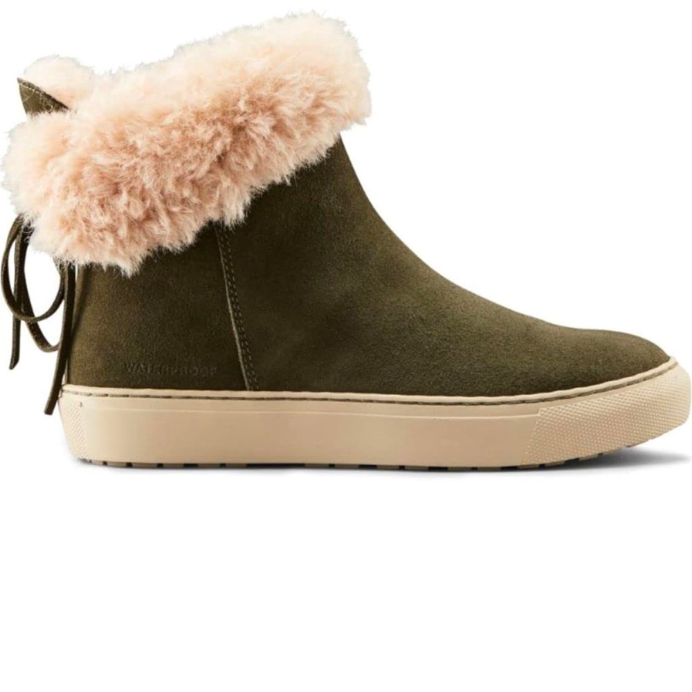 Cougar Ankle Boots in Olive and Cream